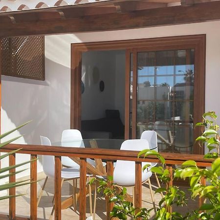 Stylish & Modern 1 Bedroom Suite On Frontline Of Playa Del Duque Costa Adeje Dış mekan fotoğraf