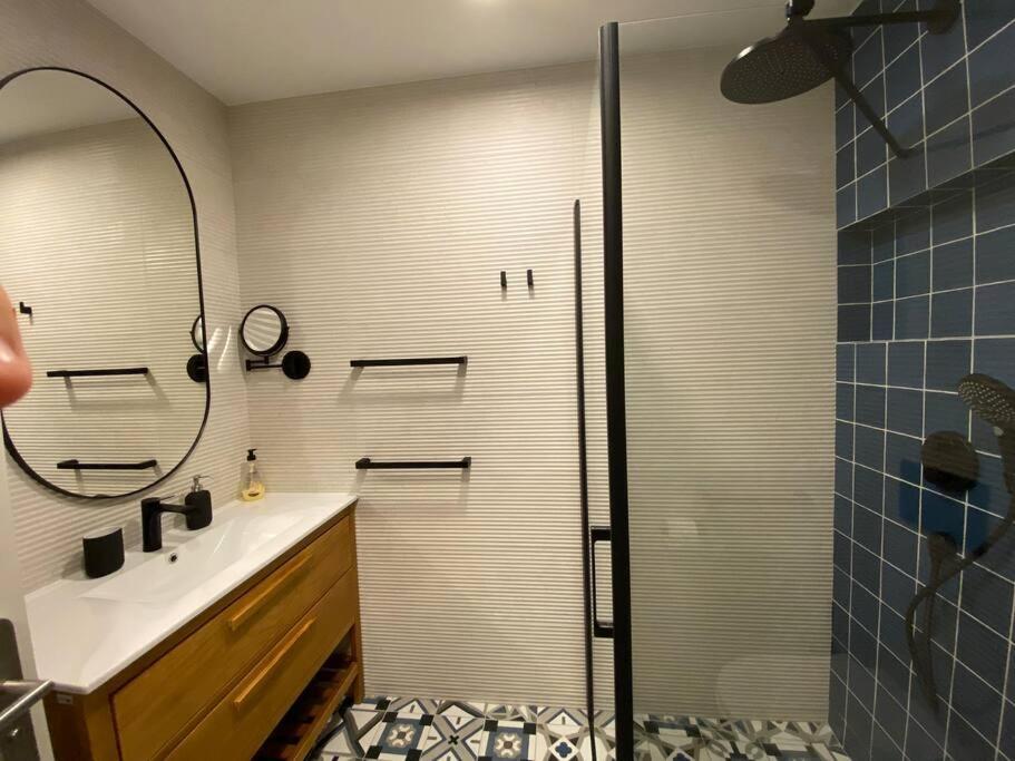 Stylish & Modern 1 Bedroom Suite On Frontline Of Playa Del Duque Costa Adeje Dış mekan fotoğraf